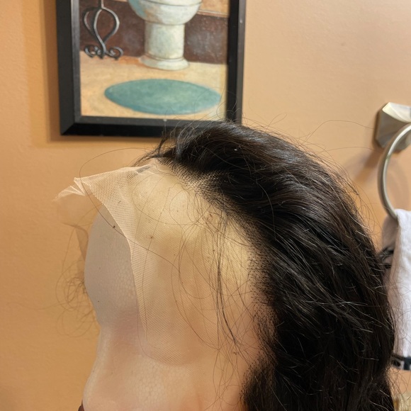 Frontal Wig - Picture 3 of 7